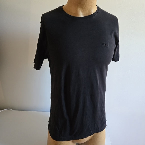 BOSS Men's Black T-Shirt - Picture 3 of 9